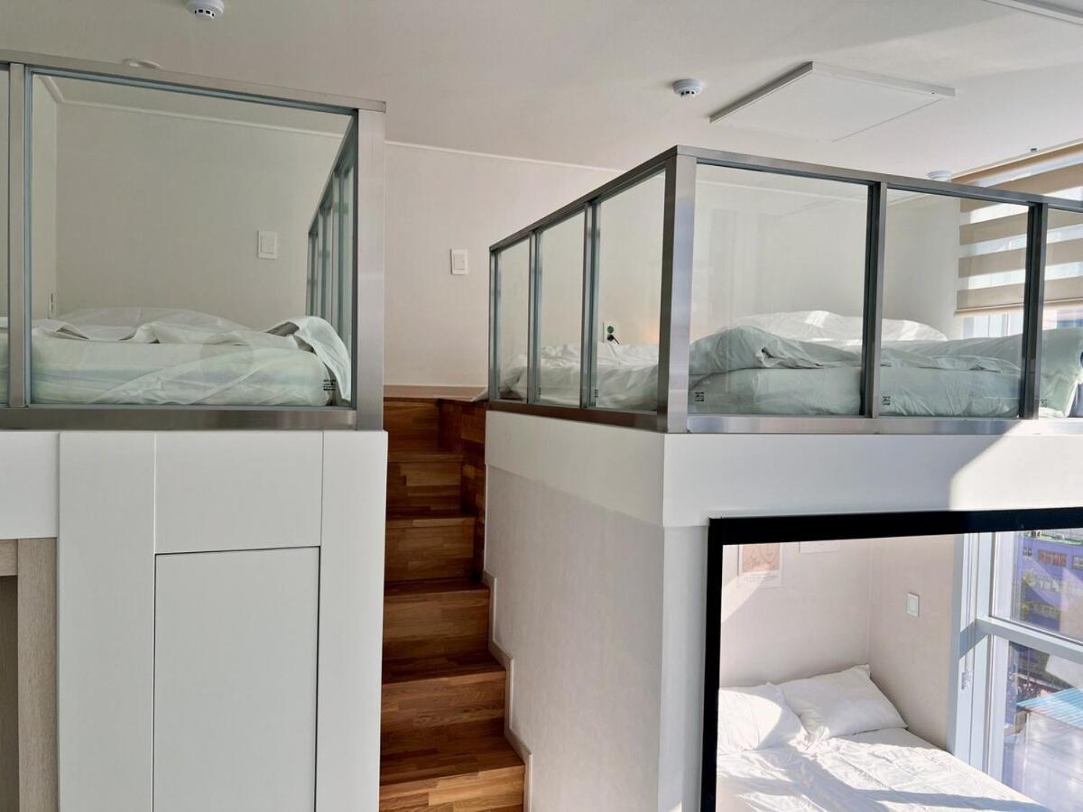 Cozy Loft 4 Minutes Away From Myeongdong *