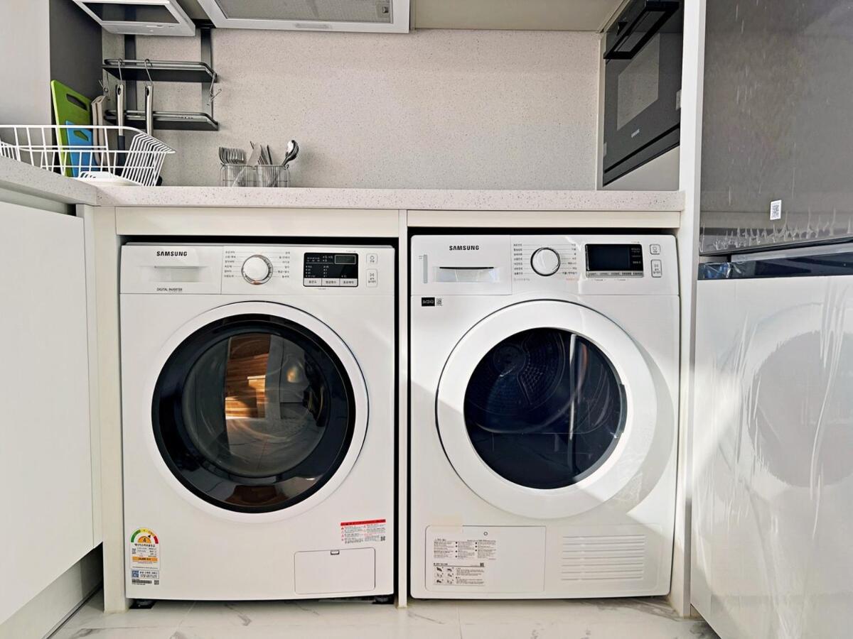 Cozy Loft 4 Minutes Away From Myeongdong Seoul