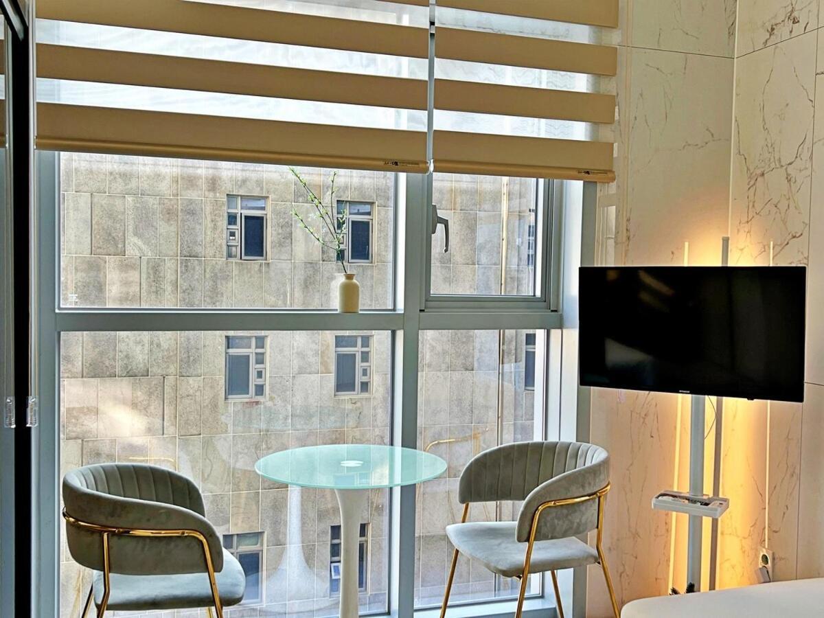 Cozy Loft 4 Minutes Away From Myeongdong Apartment